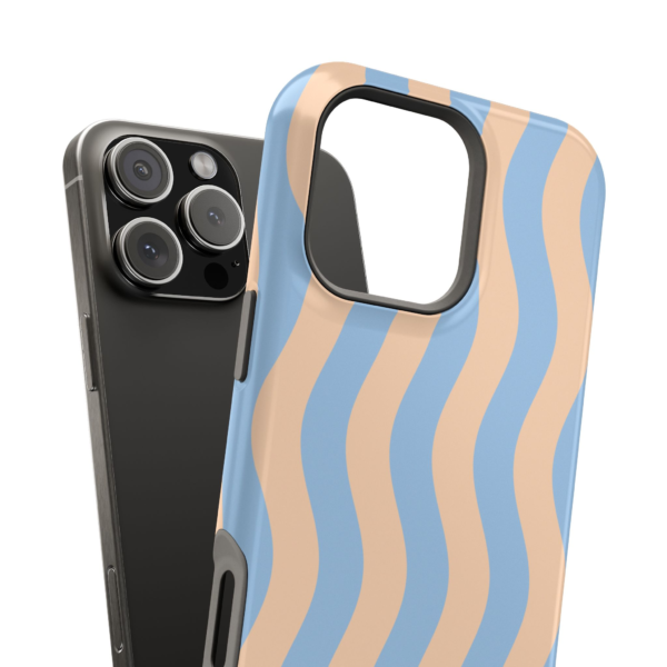 Wavy Stripes Phone Case | Magnetic Impact-Resistant Case